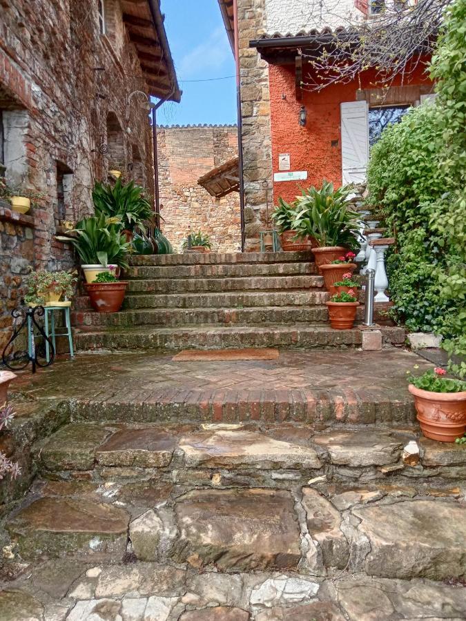 דירות Montalbo Casa Morelli מראה חיצוני תמונה